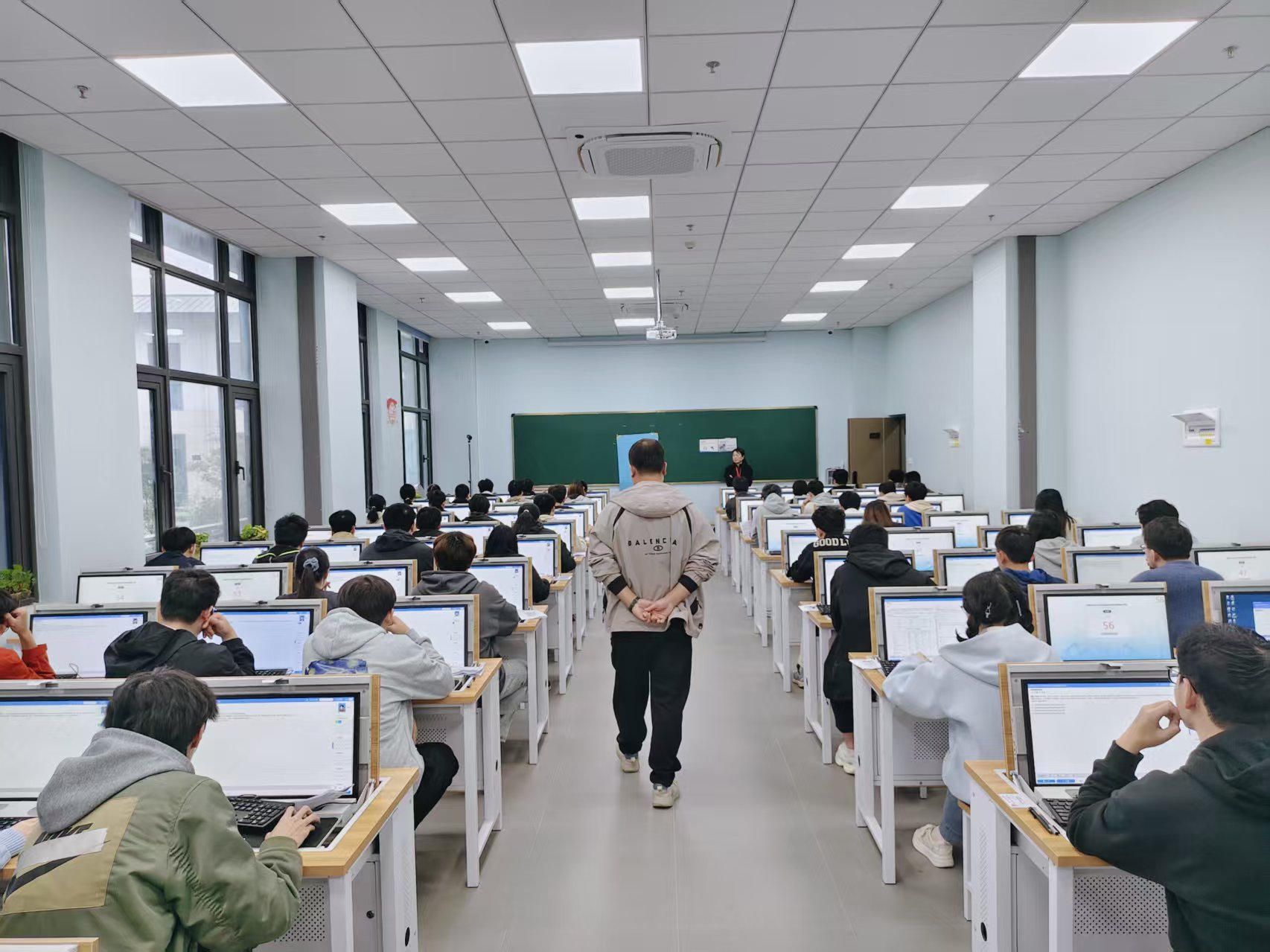 宁波远卓考试中心考点
